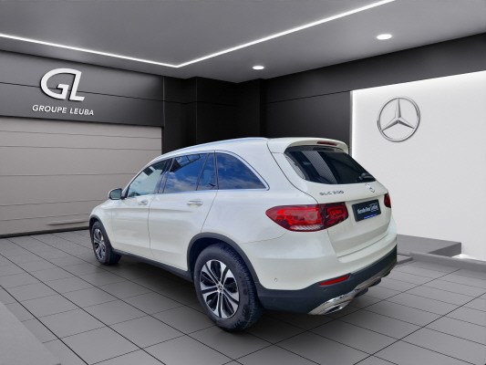 MERCEDES-BENZ GLC 200 4Matic-showroom-element-3