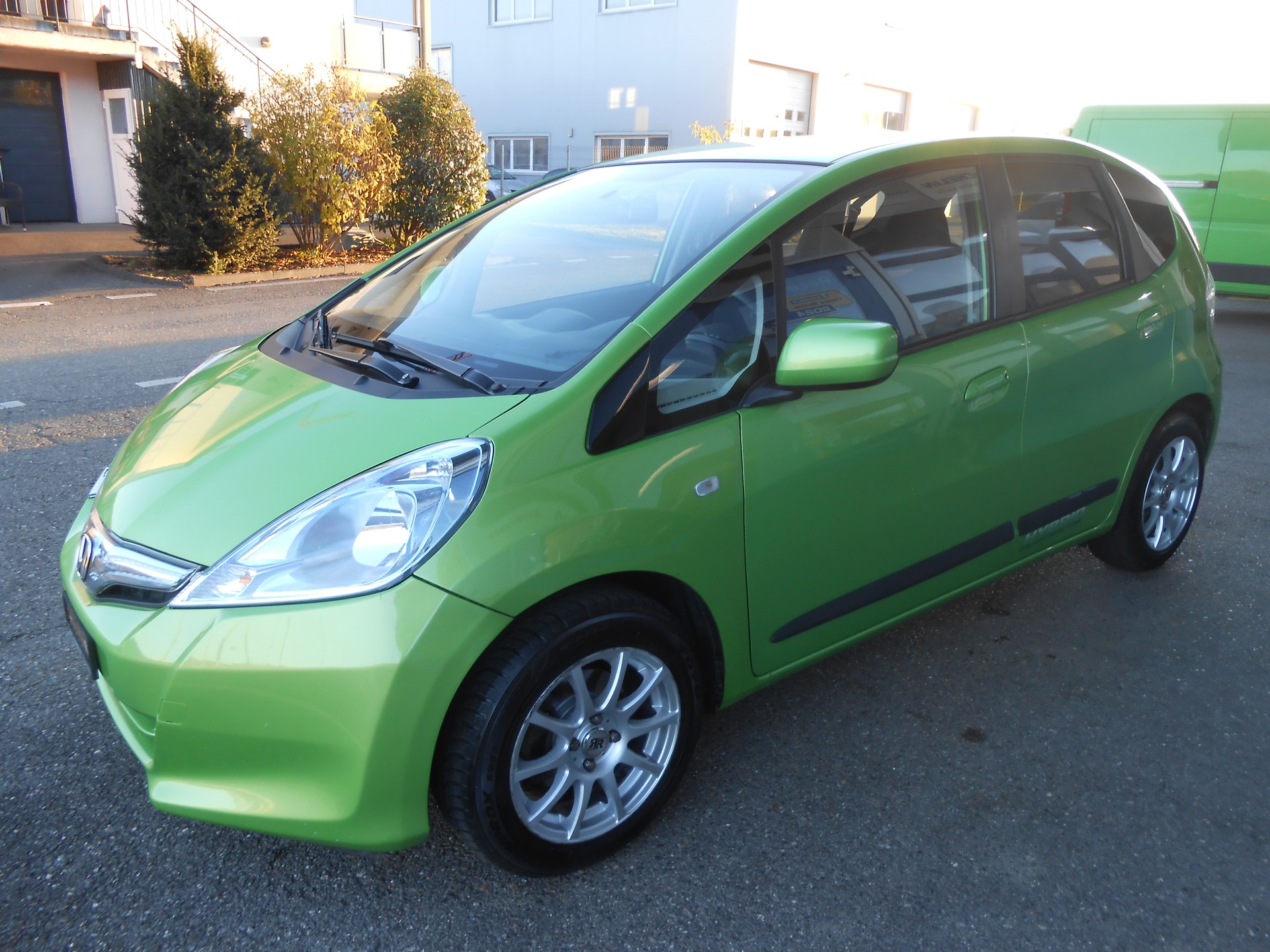 HONDA Jazz 1.3i Hybrid Comfort CVT-image-2