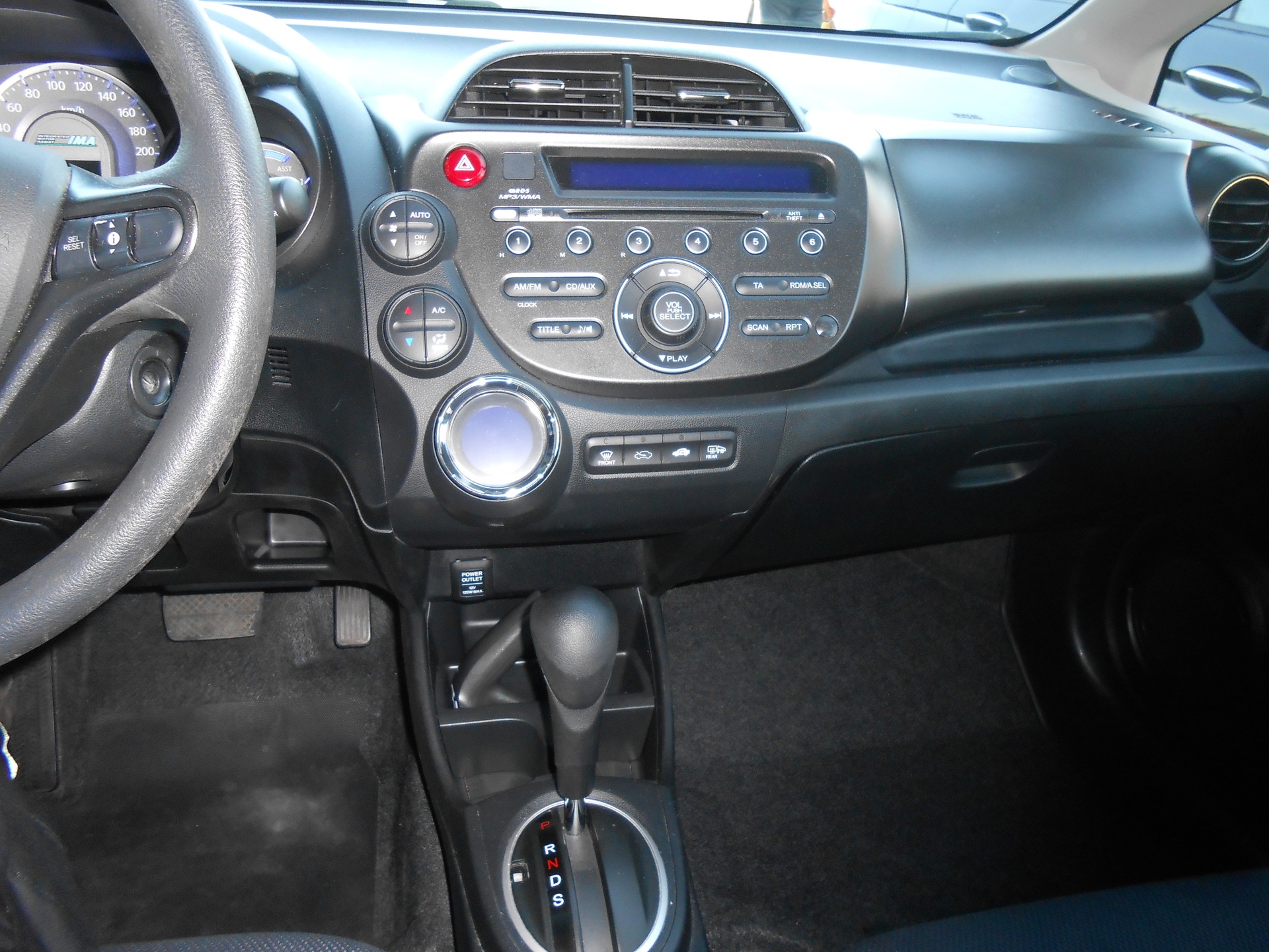 HONDA Jazz 1.3i Hybrid Comfort CVT-image-9