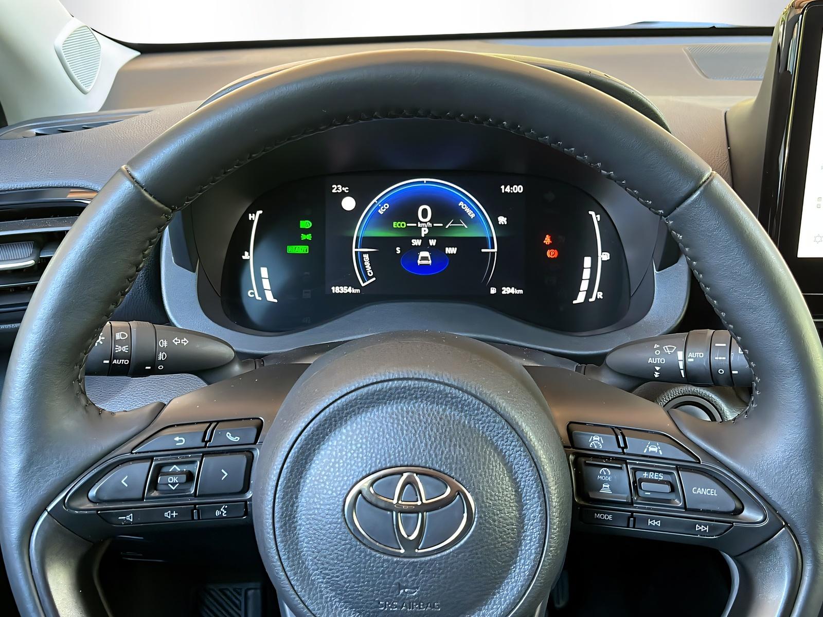 TOYOTA Yaris 1.5 VVT-i HSD Trend-image-9