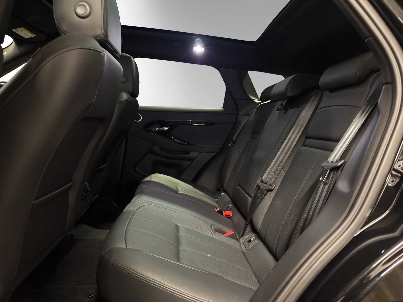 Image LAND-ROVER RANGE-ROVER-EVOQUE Evoque P 300e S