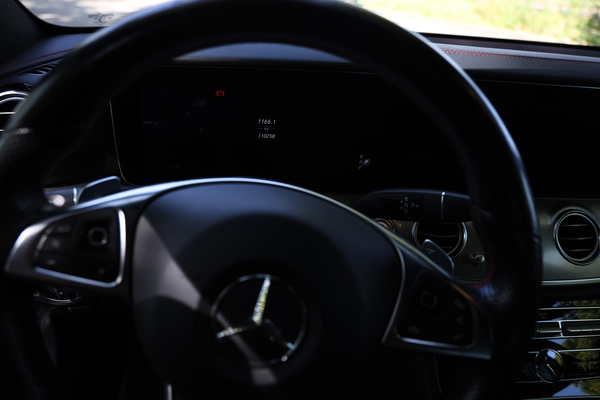 MERCEDES-BENZ E 43 AMG 4Matic 9G-Tronic-image-12