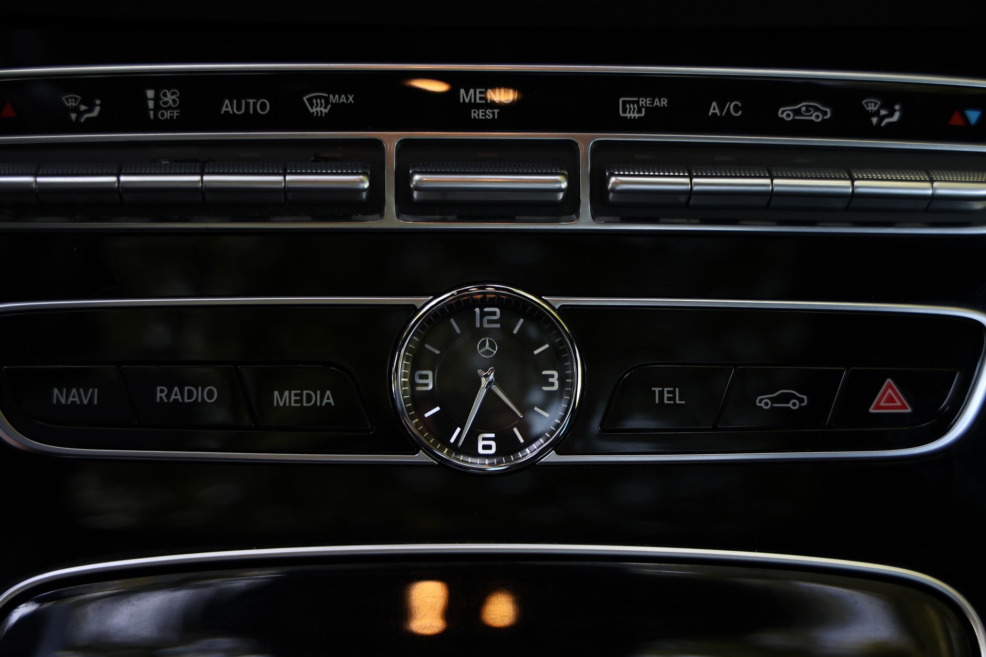 MERCEDES-BENZ E 43 AMG 4Matic 9G-Tronic-image-10