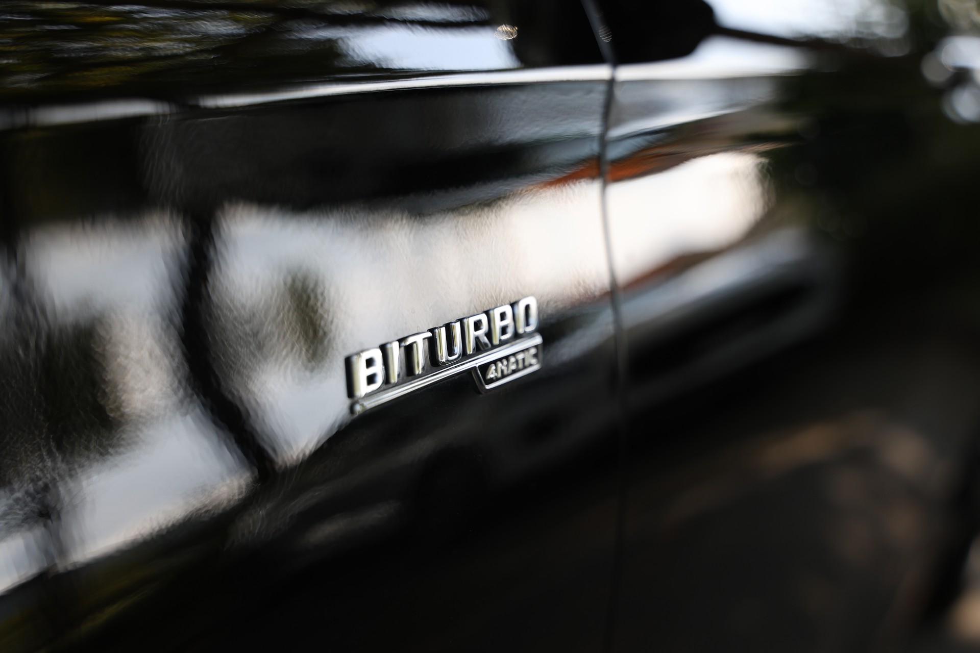 MERCEDES-BENZ E 43 AMG 4Matic 9G-Tronic-image-4