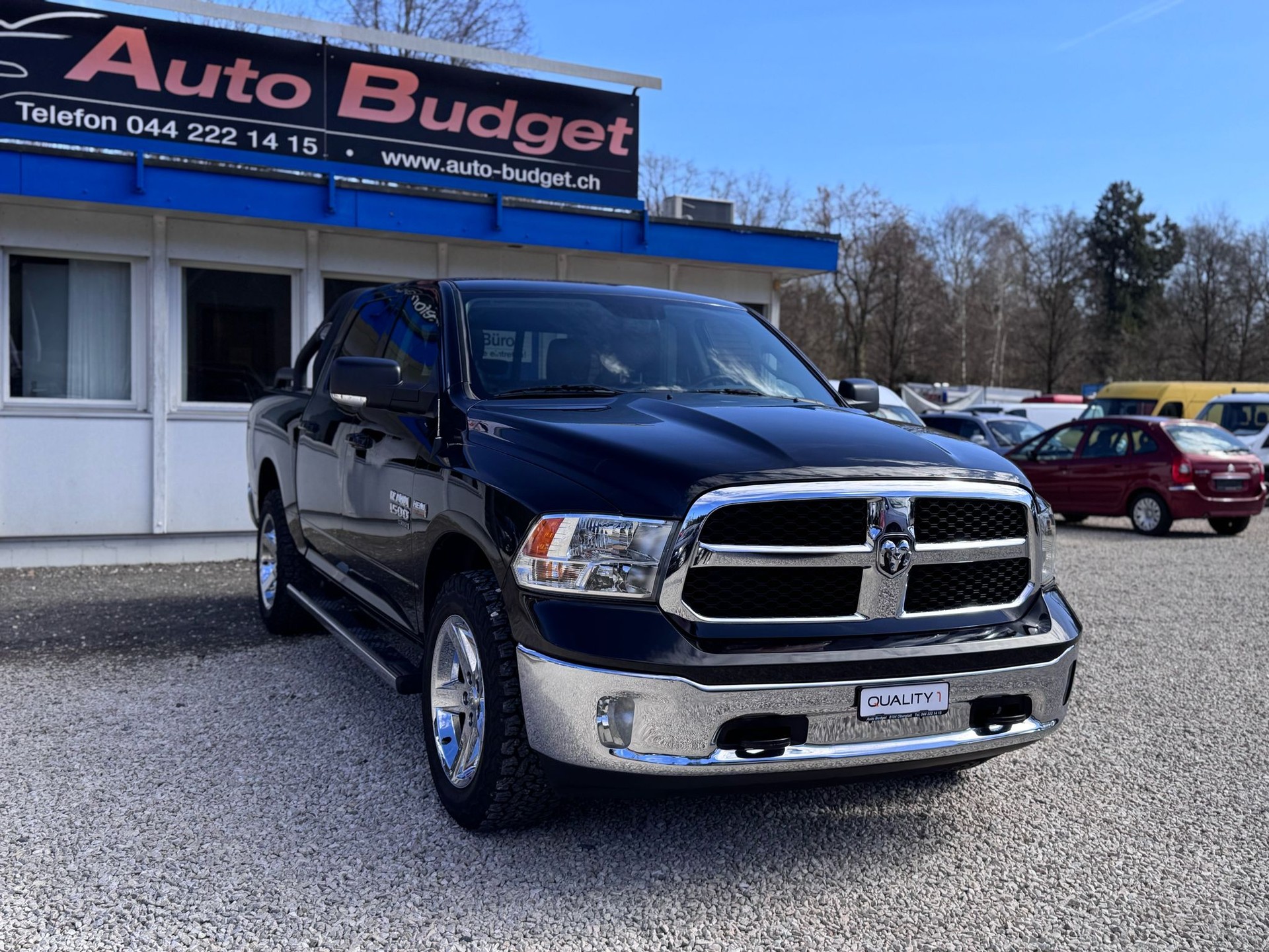 DODGE RAM Hemi 4x4-showroom-element-2