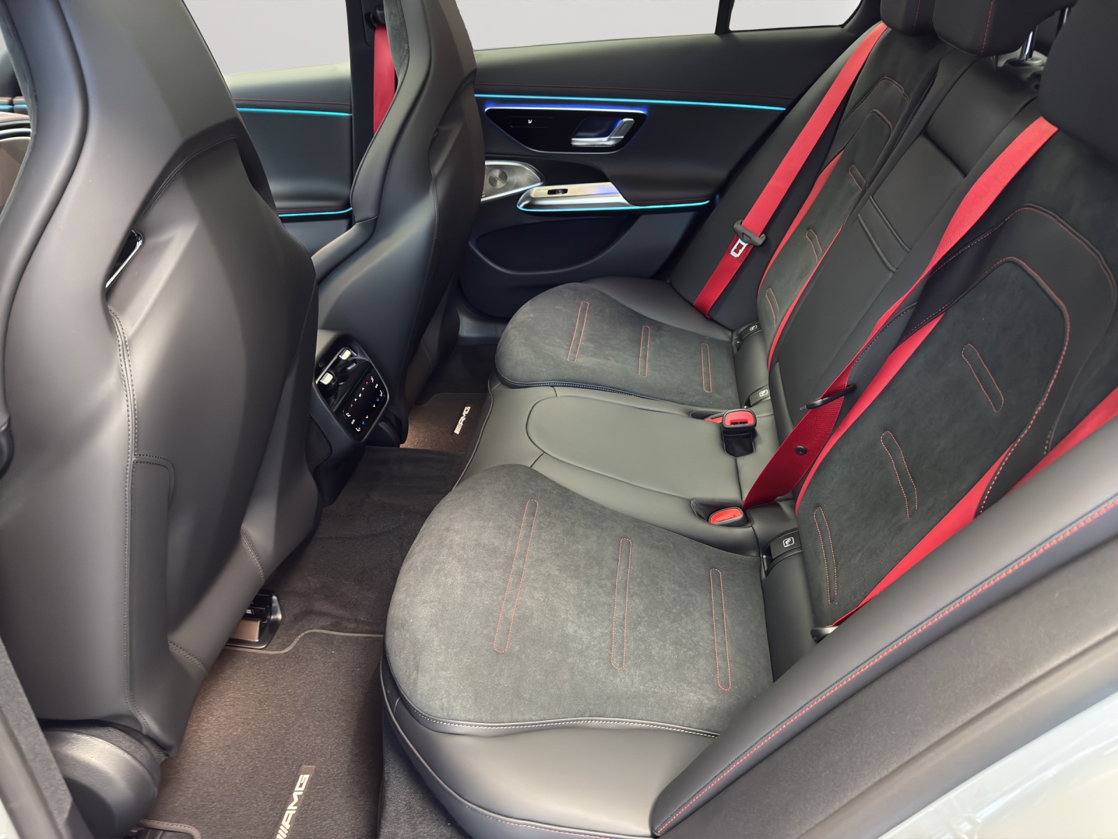 Image MERCEDES-BENZ E-53-AMG E 53 Hybrid 4Matic+ 9G-Tronic