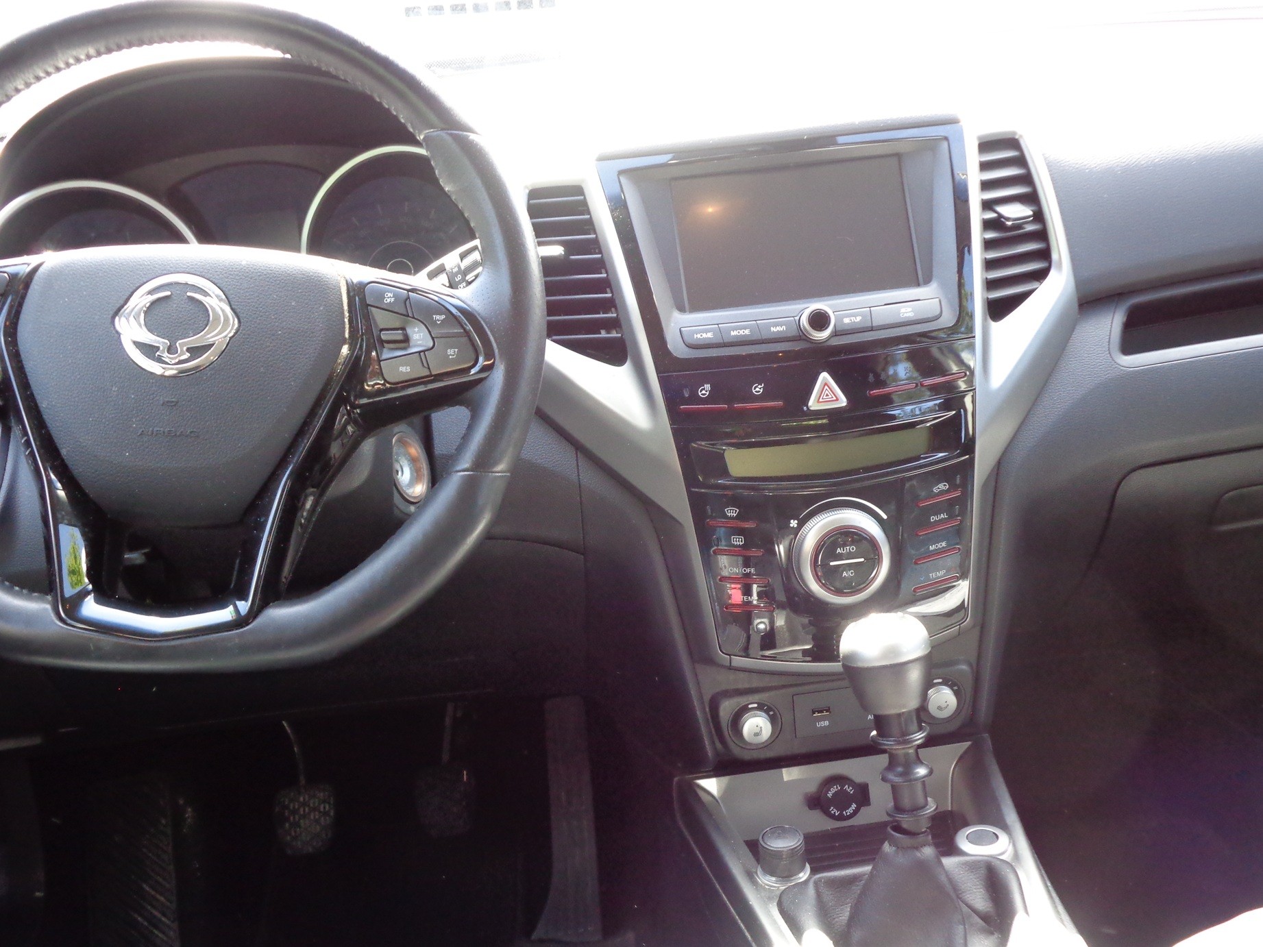 KGM-SsangYong Tivoli 1.6 eXDi ME Limited Edition 4WD-image-4