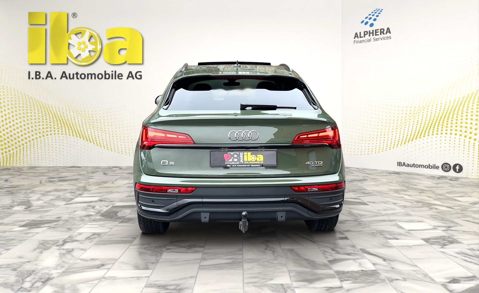 AUDI Q5 Sportback 40 TDI S-line quattro-showroom-element-3