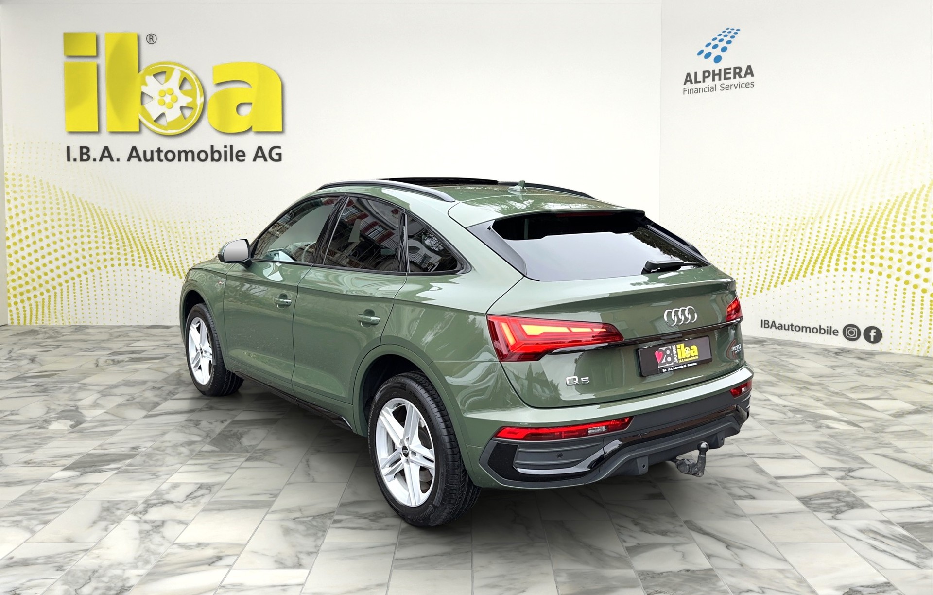 AUDI Q5 Sportback 40 TDI S-line quattro-showroom-element-2