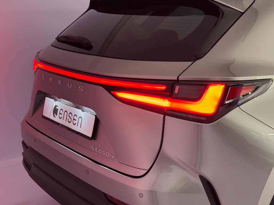 NX 450h+ Excellence E-FOUR Plug-in-Hybrid