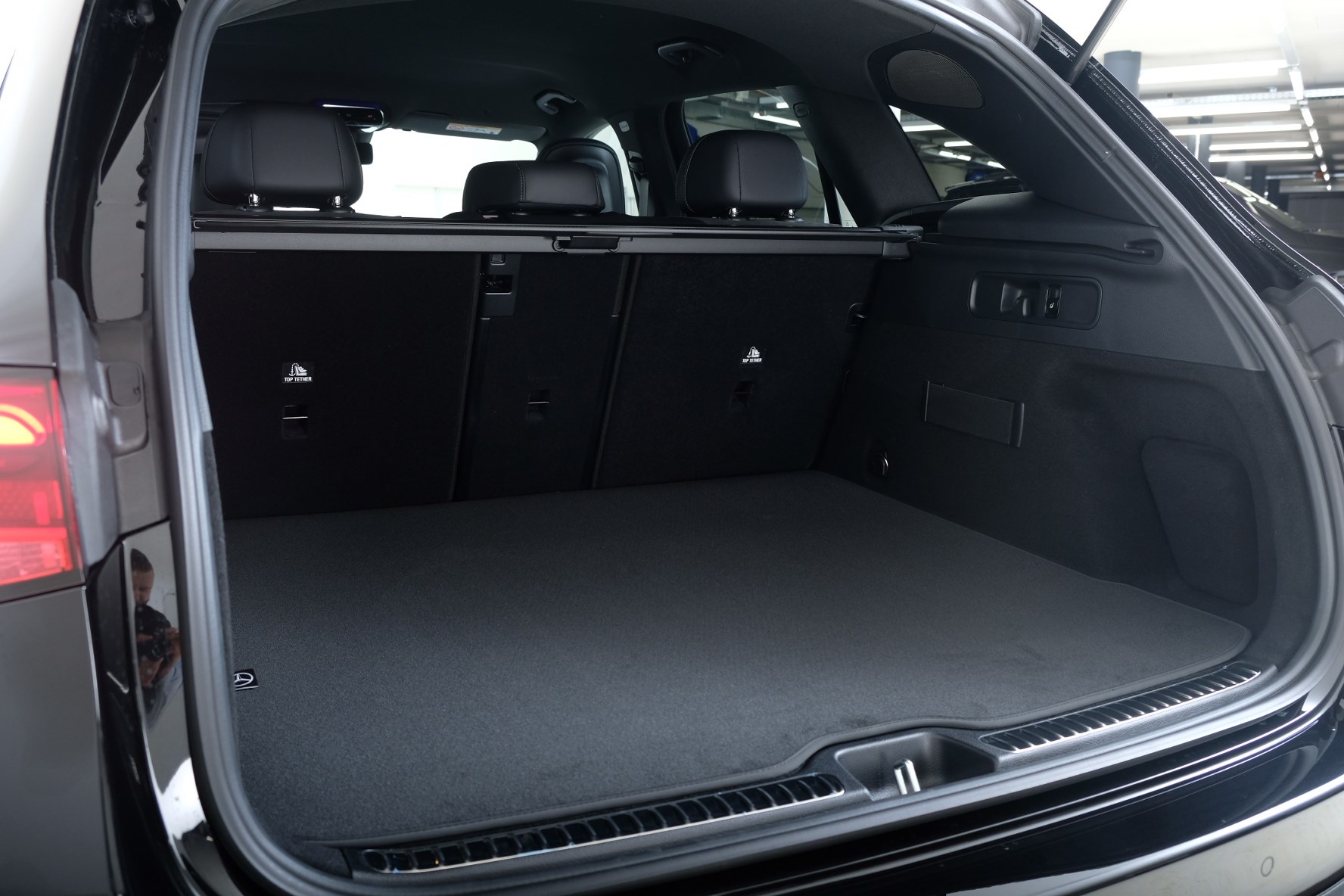 MERCEDES-BENZ GLC 200 4Matic 9G-Tronic-image-9