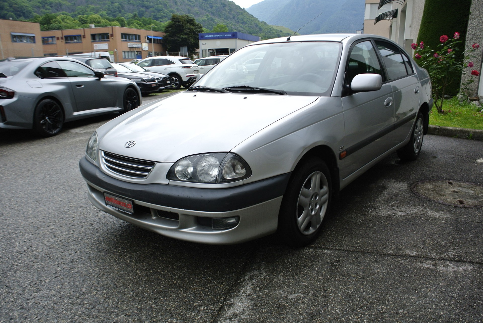 TOYOTA Avensis 2.0 Linea Sol