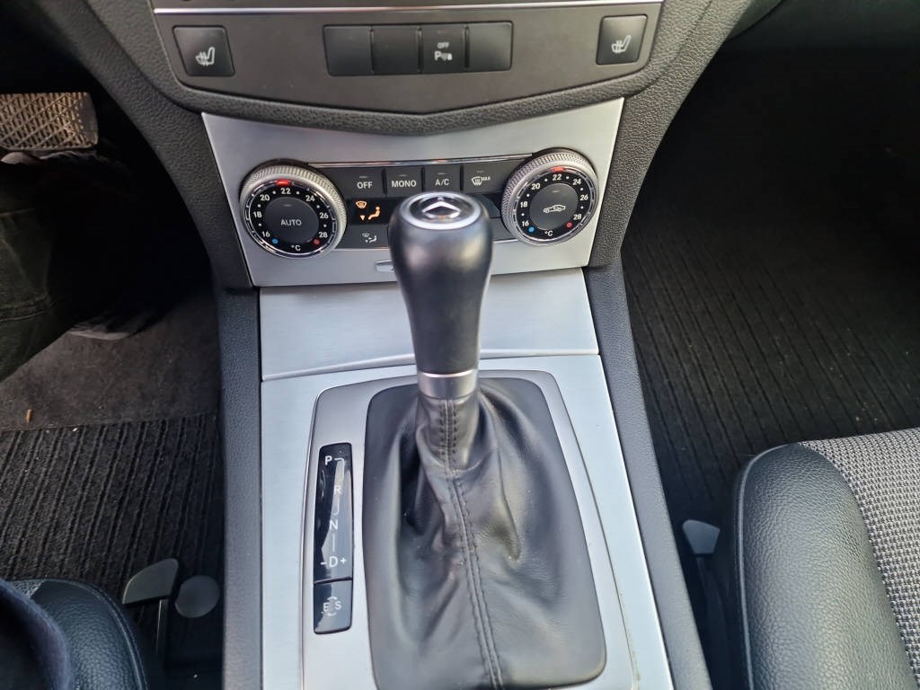 MERCEDES-BENZ C 180 BlueEF Avantgarde Kombi-image-9