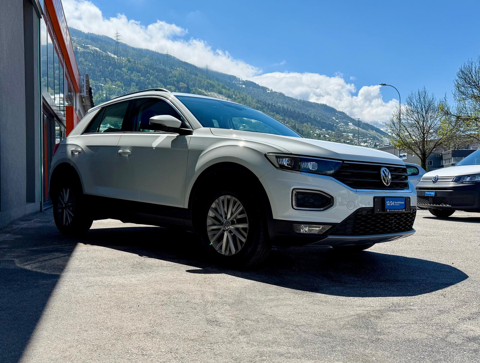 VW T-Roc 2.0 TSI Advance DSG 4Motion-image-6