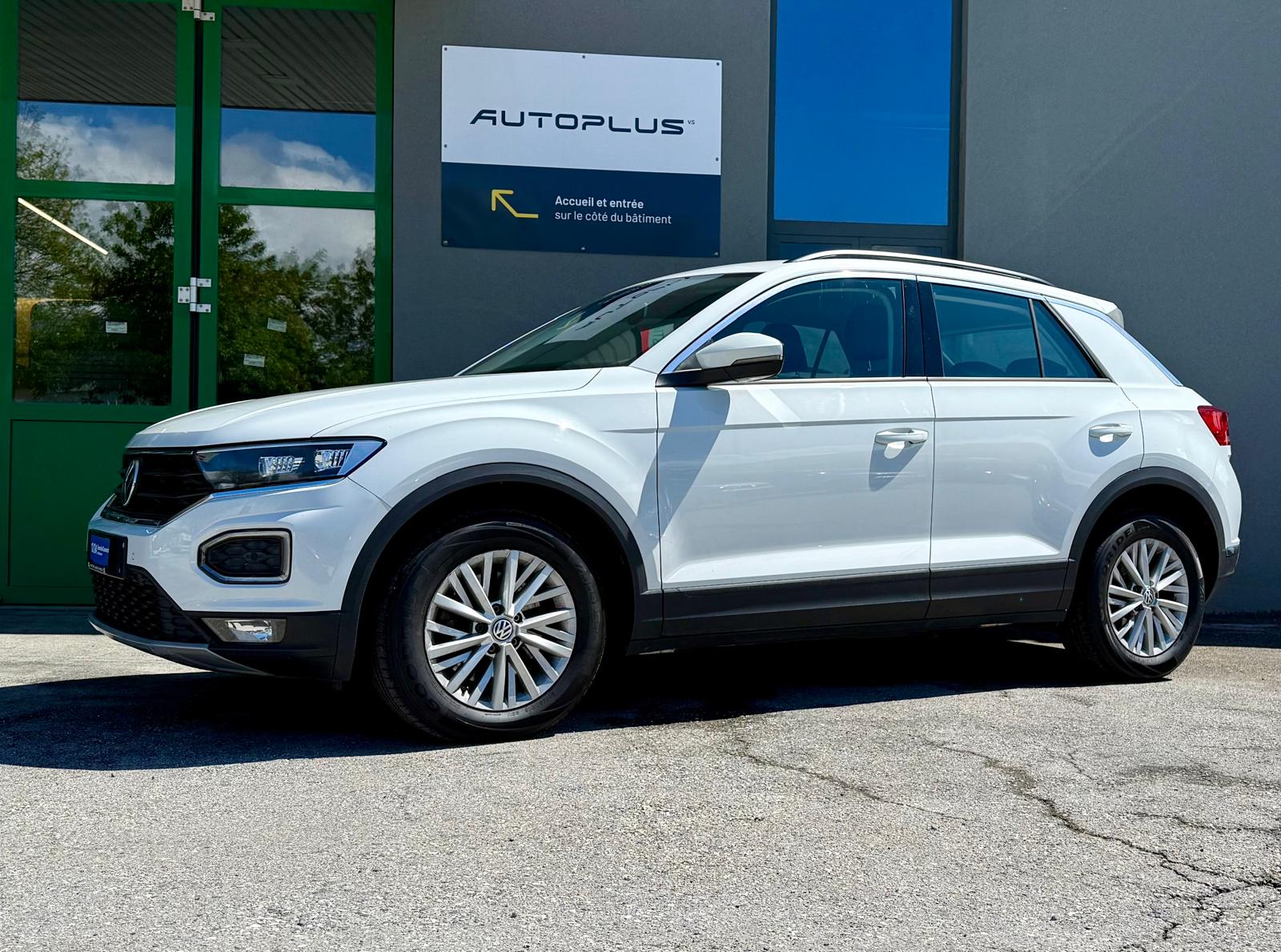 VW T-Roc 2.0 TSI Advance DSG 4Motion-image-3