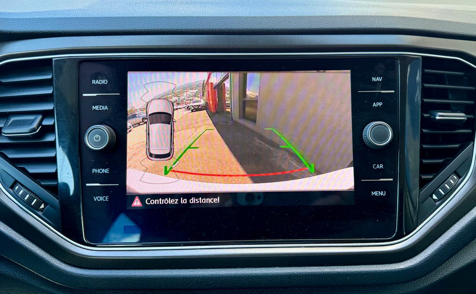 VW T-Roc 2.0 TSI Advance DSG 4Motion-image-10