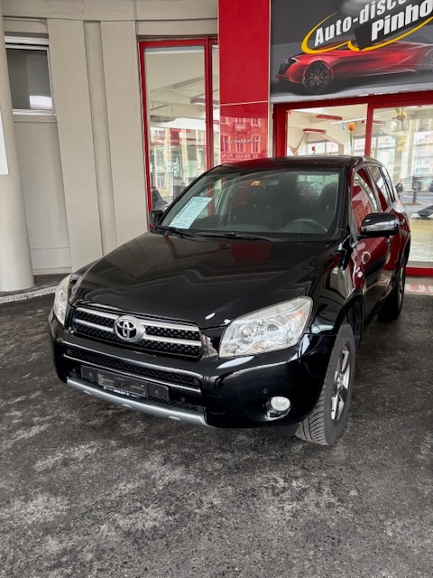 TOYOTA RAV-4 2.2D-4 D Linea Luna
