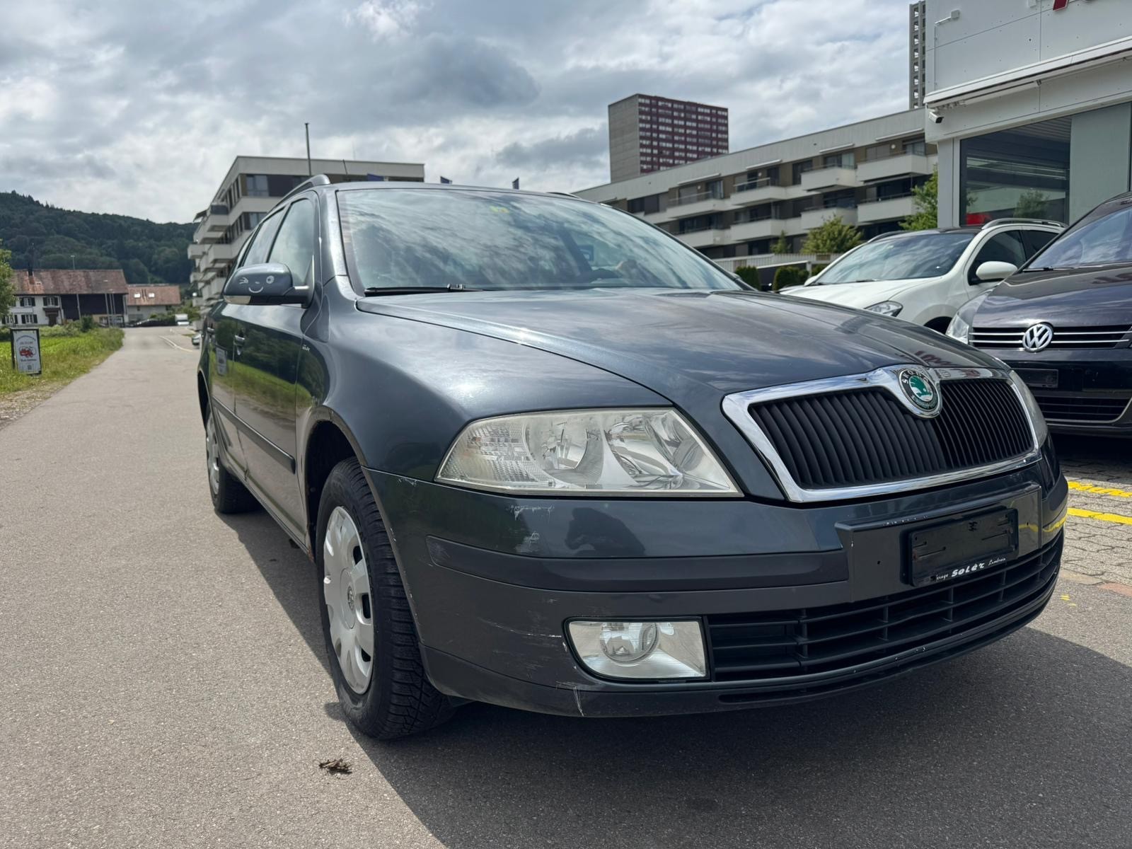 SKODA Octavia 1.9 TDI Adventure 4x4-showroom-element-2