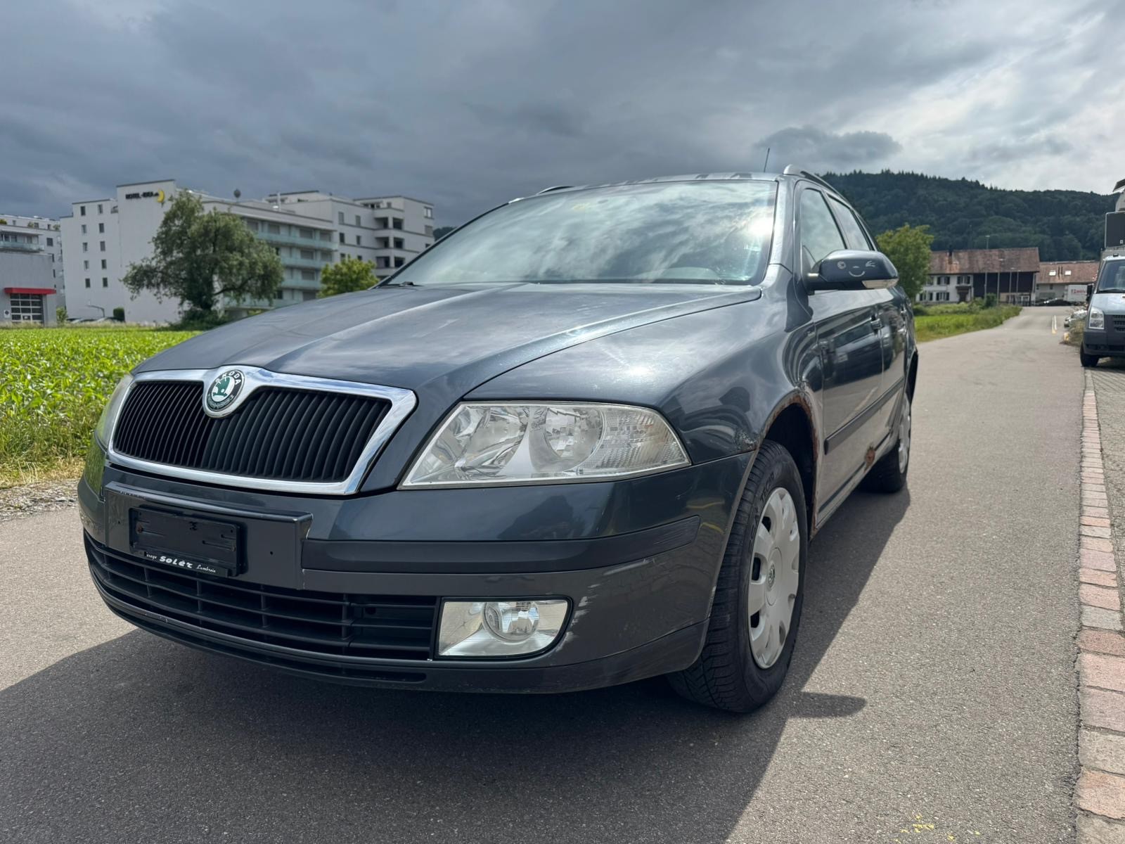 SKODA Octavia 1.9 TDI Adventure 4x4-showroom-element-1