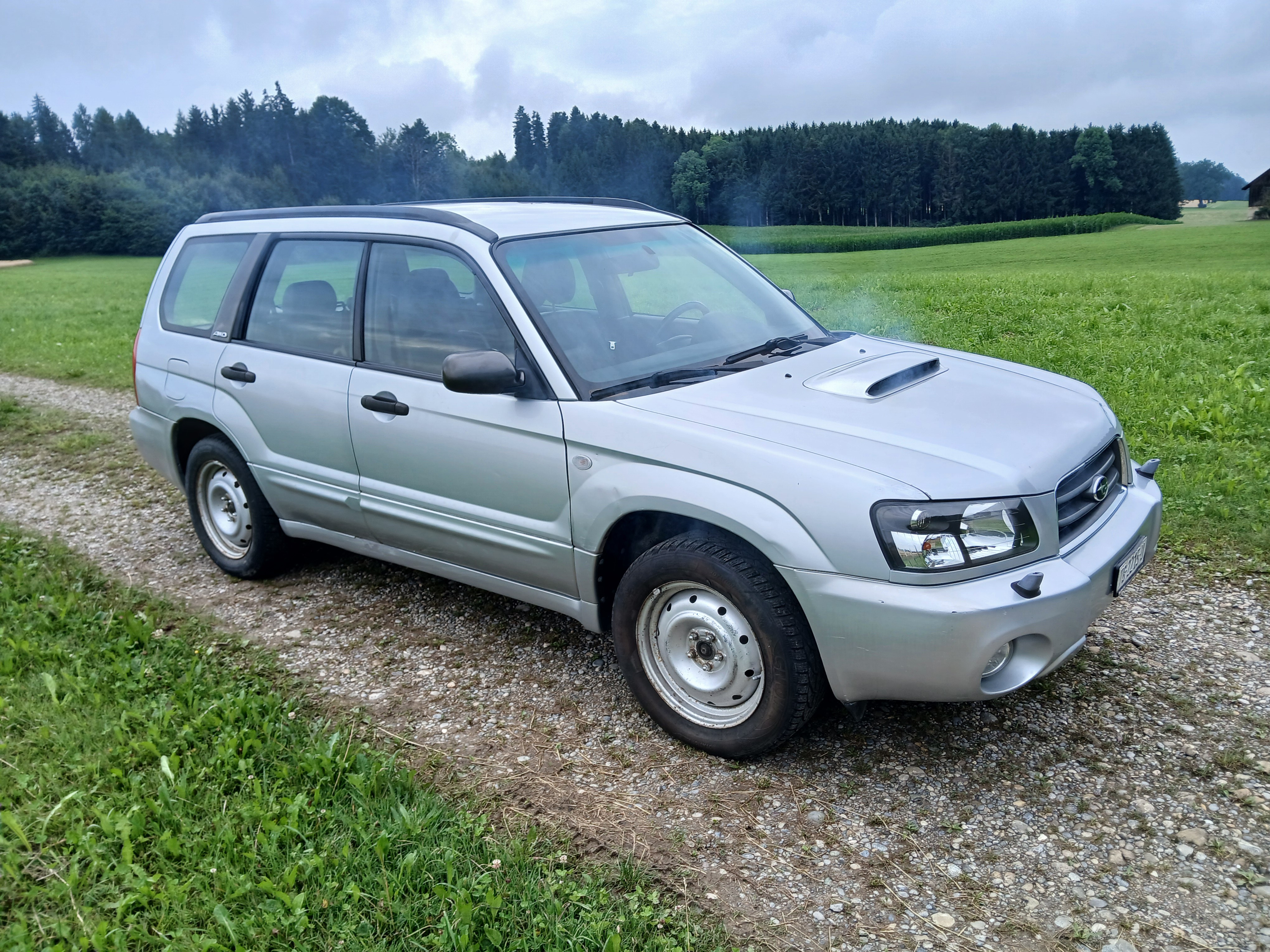 SUBARU Forester 2.0XT Club Automatic (SUV / GelÃ¤ndewagen)