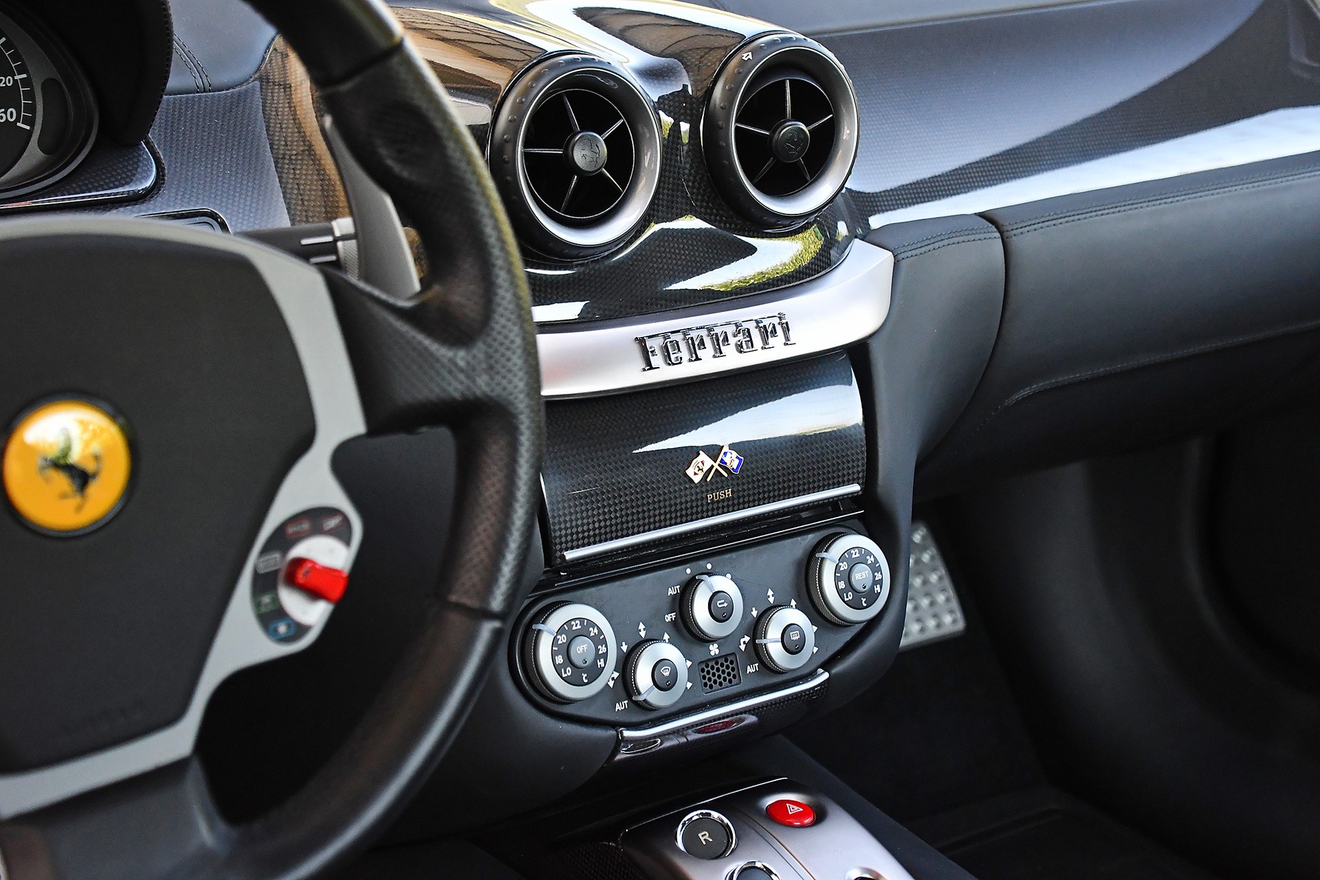 FERRARI 599 GTB-image-9