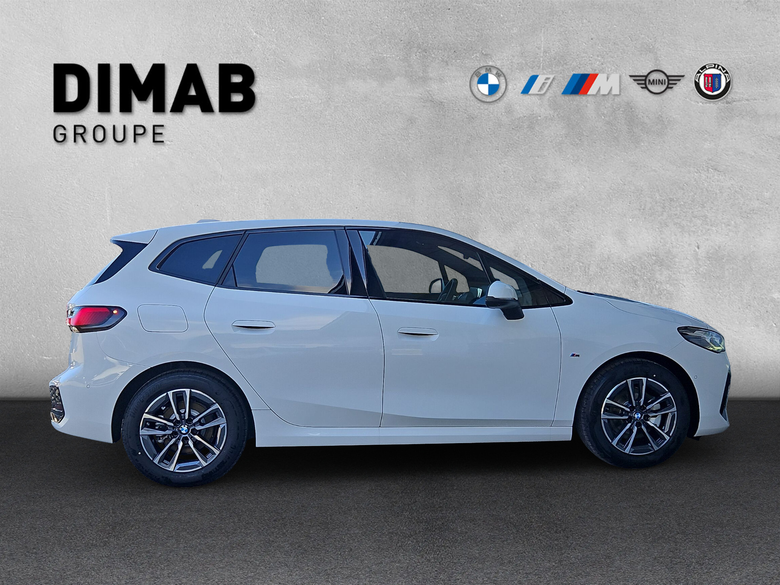 BMW 220i Active Tourer M Sport DKG-image-5