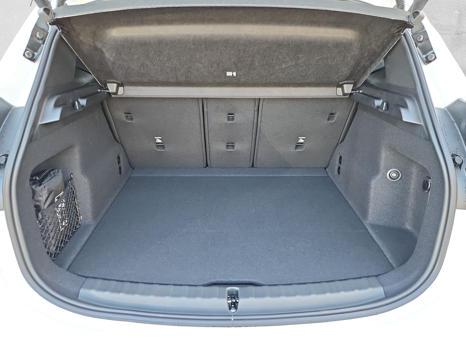 BMW 220i Active Tourer M Sport DKG-image-9