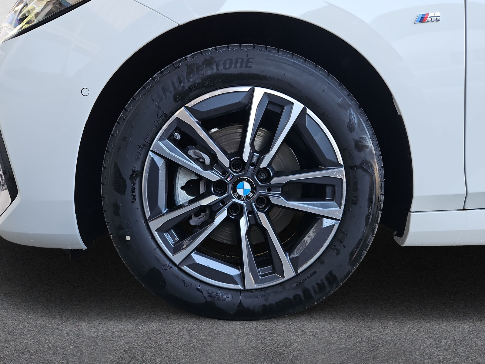 BMW 220i Active Tourer M Sport DKG-image-8