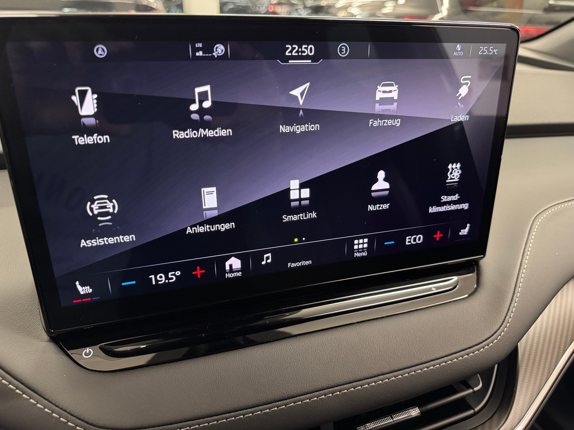 SKODA Enyaq iV 80x Sondermodel *SportLine* ((265PS)) *Neupreis 64'360.-*-image-15