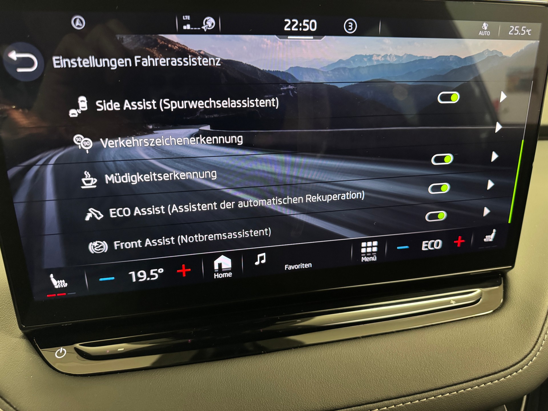 SKODA Enyaq iV 80x Sondermodel *SportLine* ((265PS)) *Neupreis 64'360.-*-image-17