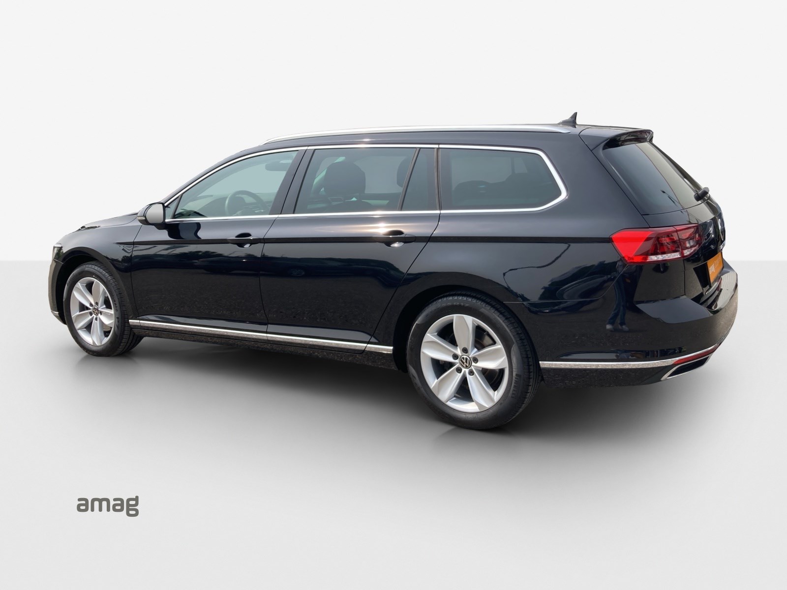 VW Passat 2.0 TDI BMT Elegance 4Motion DSG-showroom-element-2