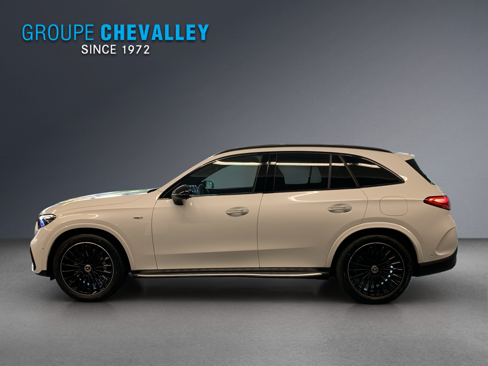 MERCEDES-BENZ GLC 400e 4MATIC EQ Star-showroom-element-1
