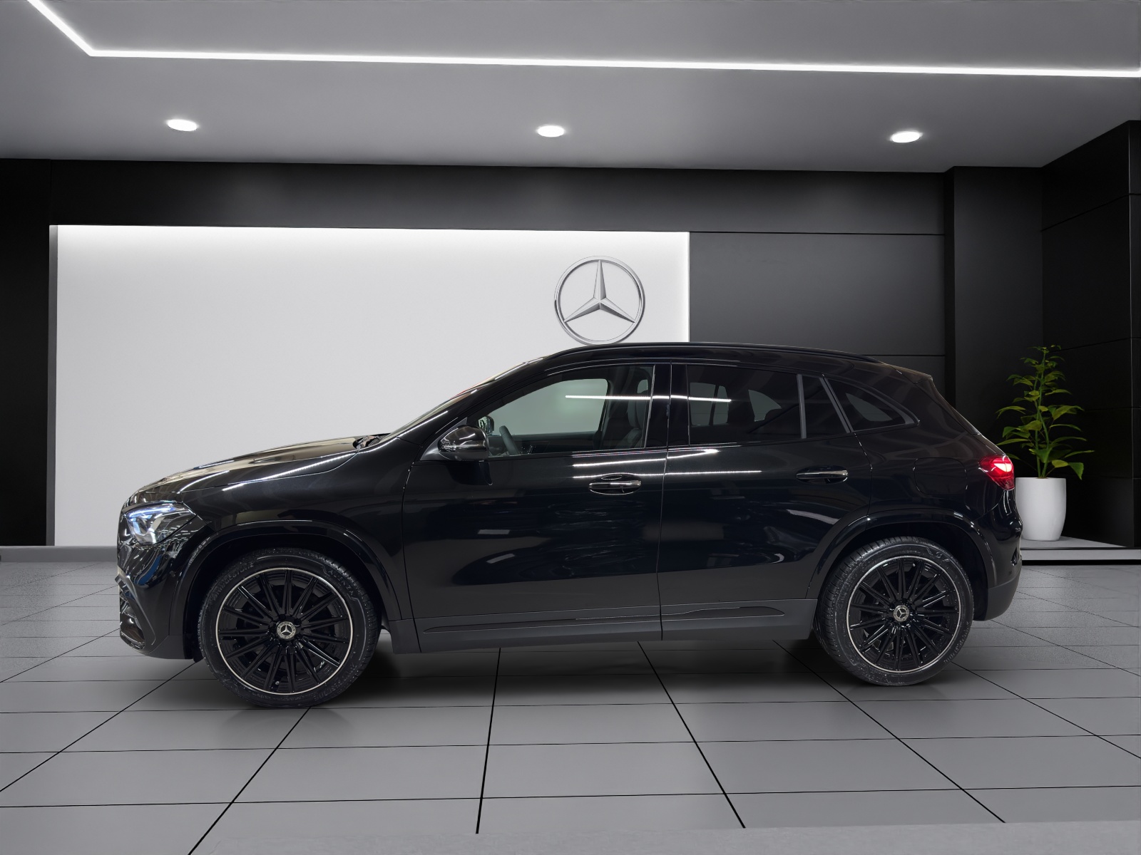 Image MERCEDES-BENZ GLA-220 GLA 220d 4Matic 8G-DCTSwiss Star