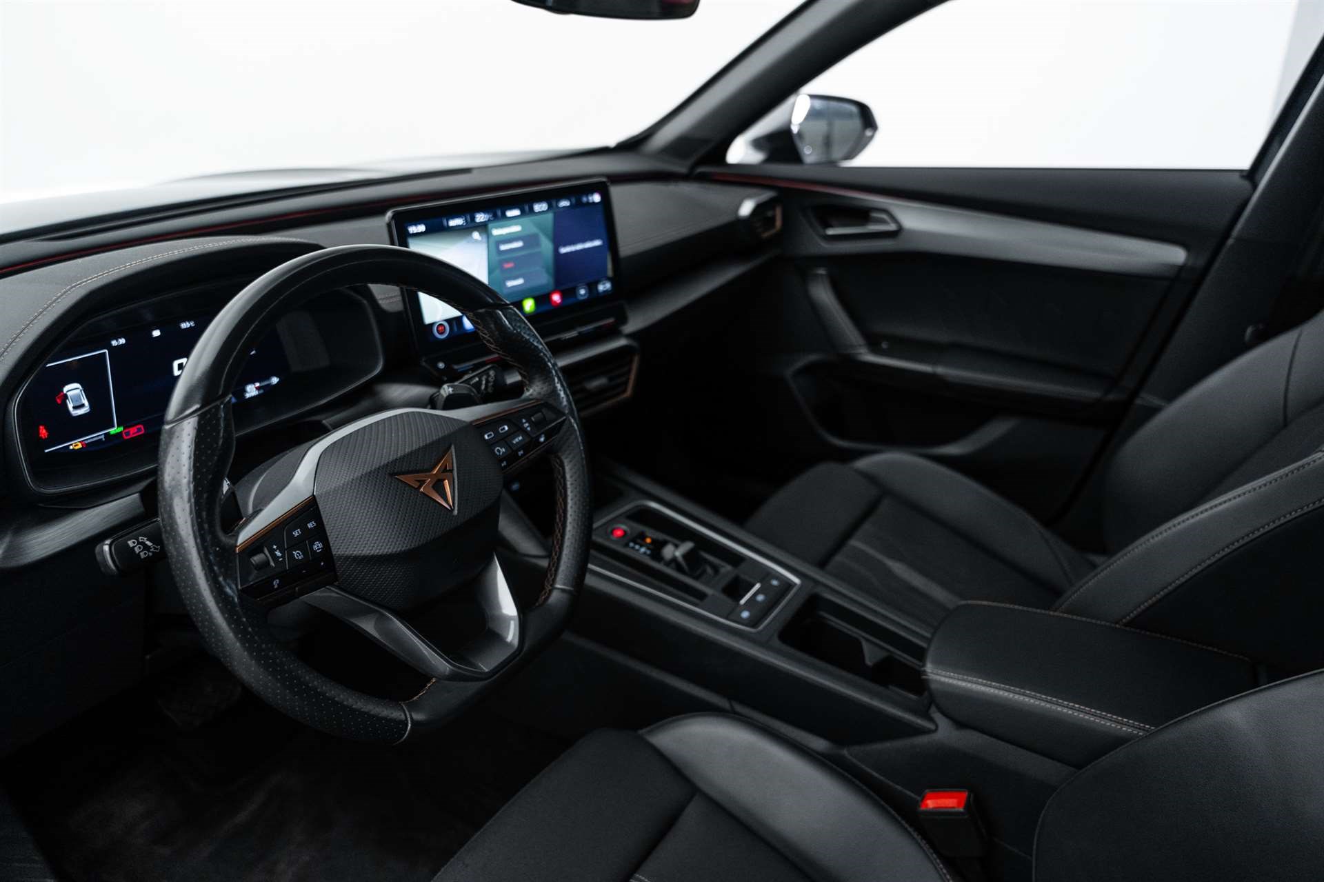 CUPRA Formentor 1.4 e-HYBRID pHEV DSG-image-5
