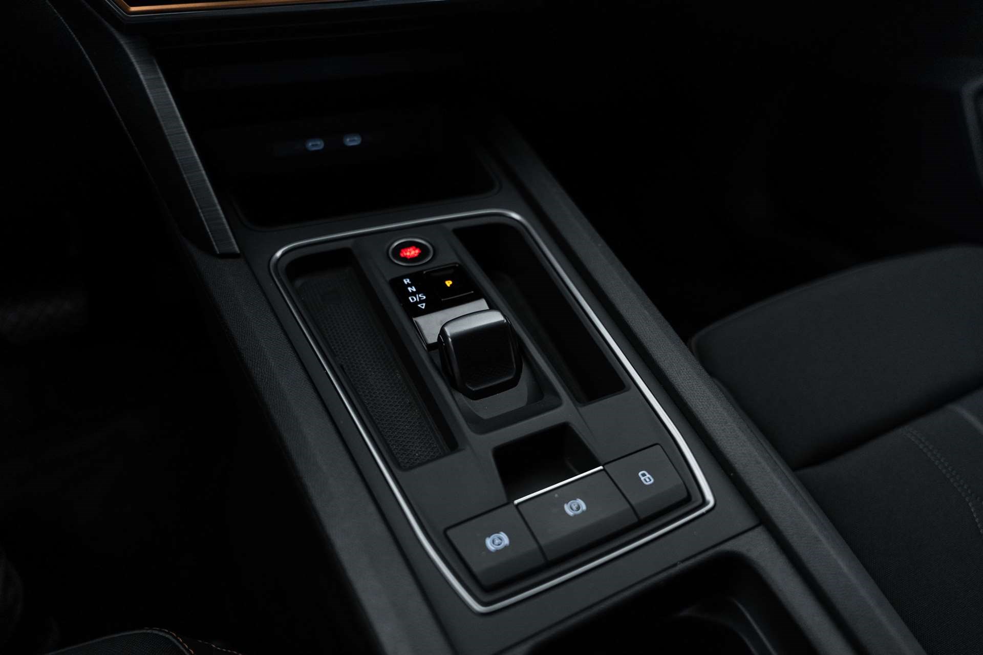 CUPRA Formentor 1.4 e-HYBRID pHEV DSG-image-19