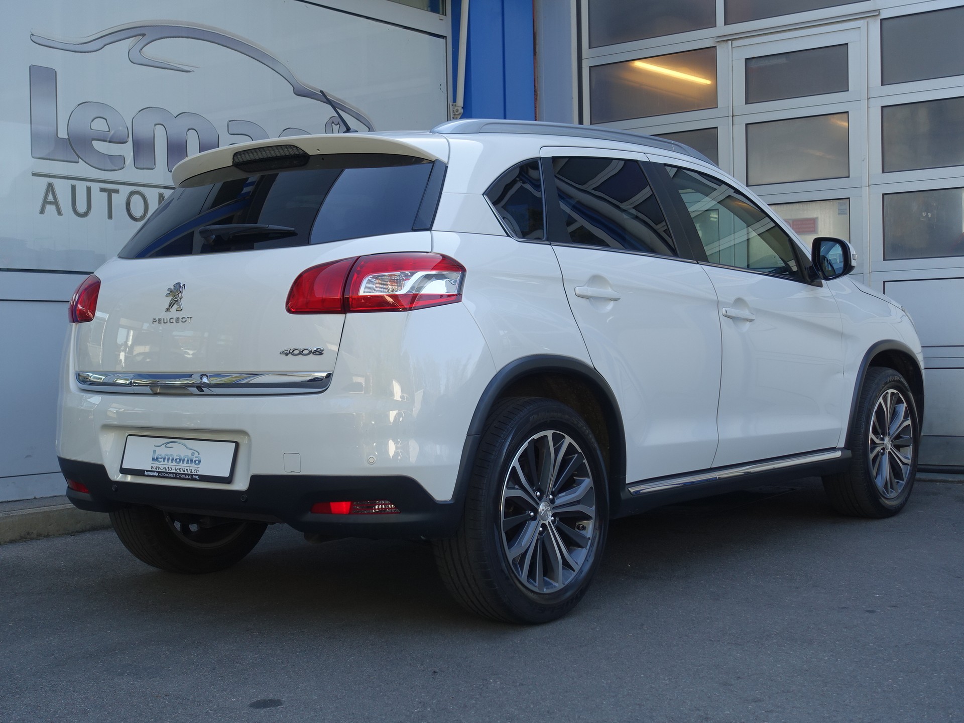 PEUGEOT 4008 1.6 HDi Active 4WD-showroom-element-3