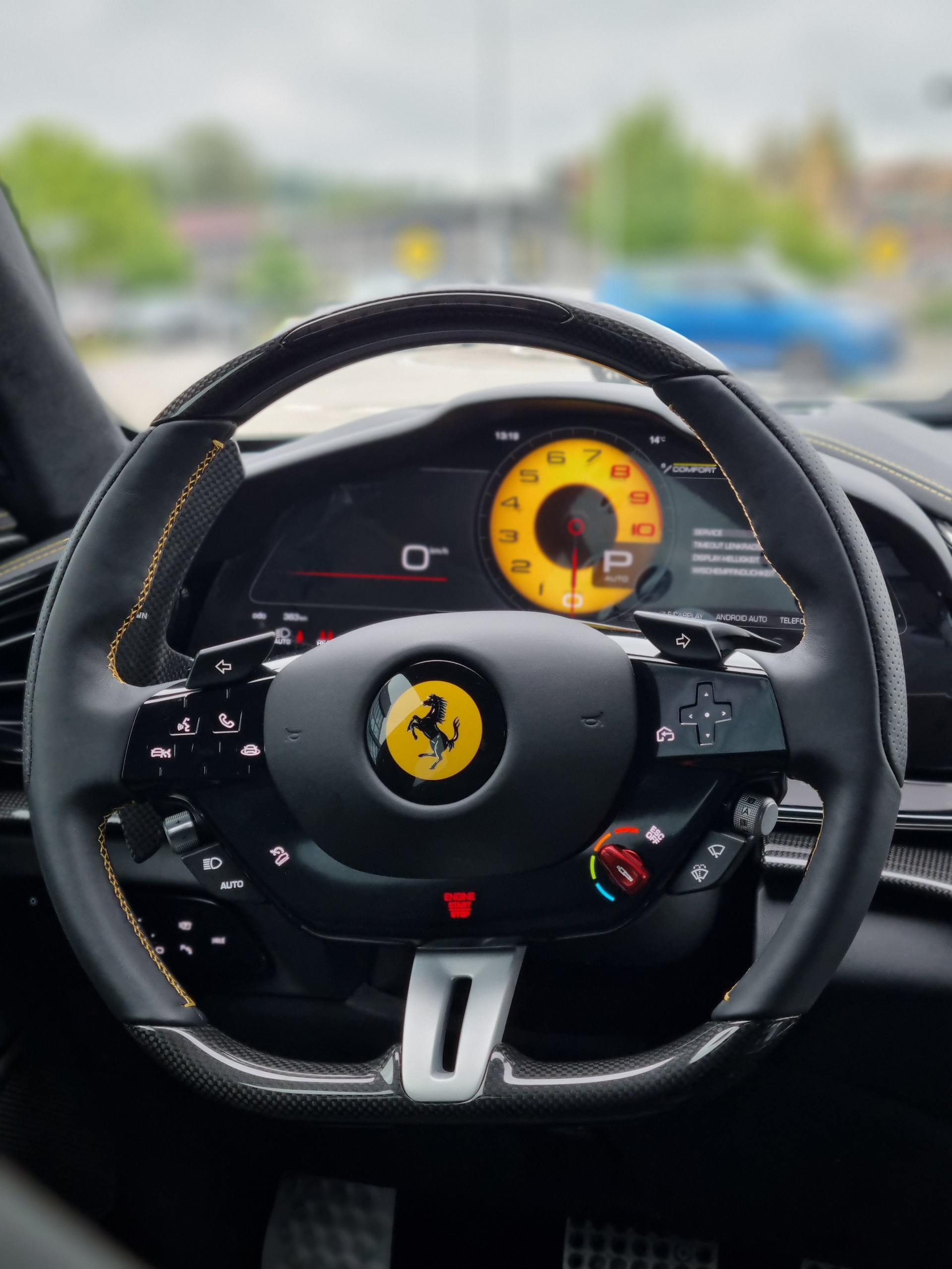 FERRARI Purosangue 6.5 V12 (SOFORT VERFÜGBAR CH-FAHRZEUG)-image-7