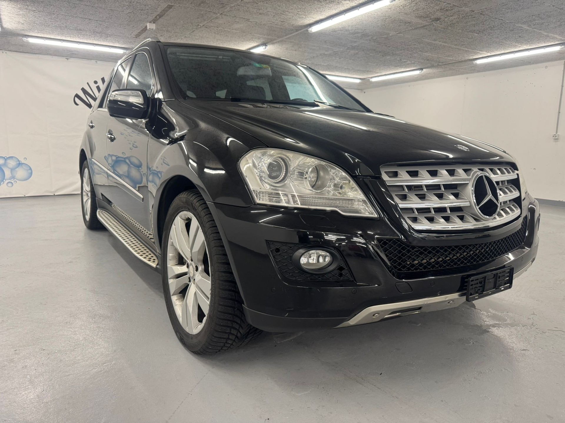 MERCEDES-BENZ C 350 Avantgarde Sport Edition 4Matic Automatic-showroom-element-2