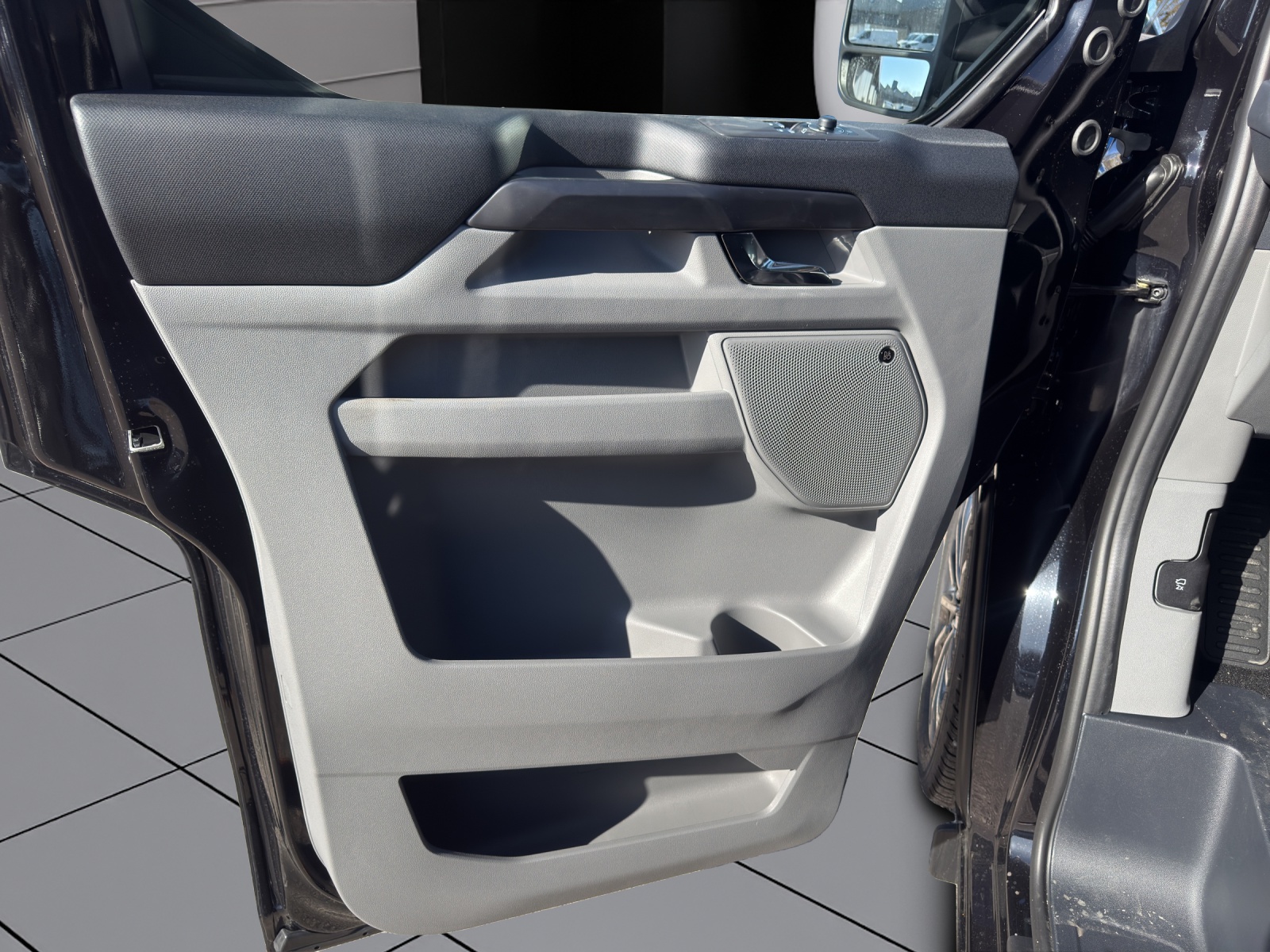 Image FORD TOURNEO-CUSTOM Tourneo Bus 320 L1H1 TitaniumX Automat 4x4