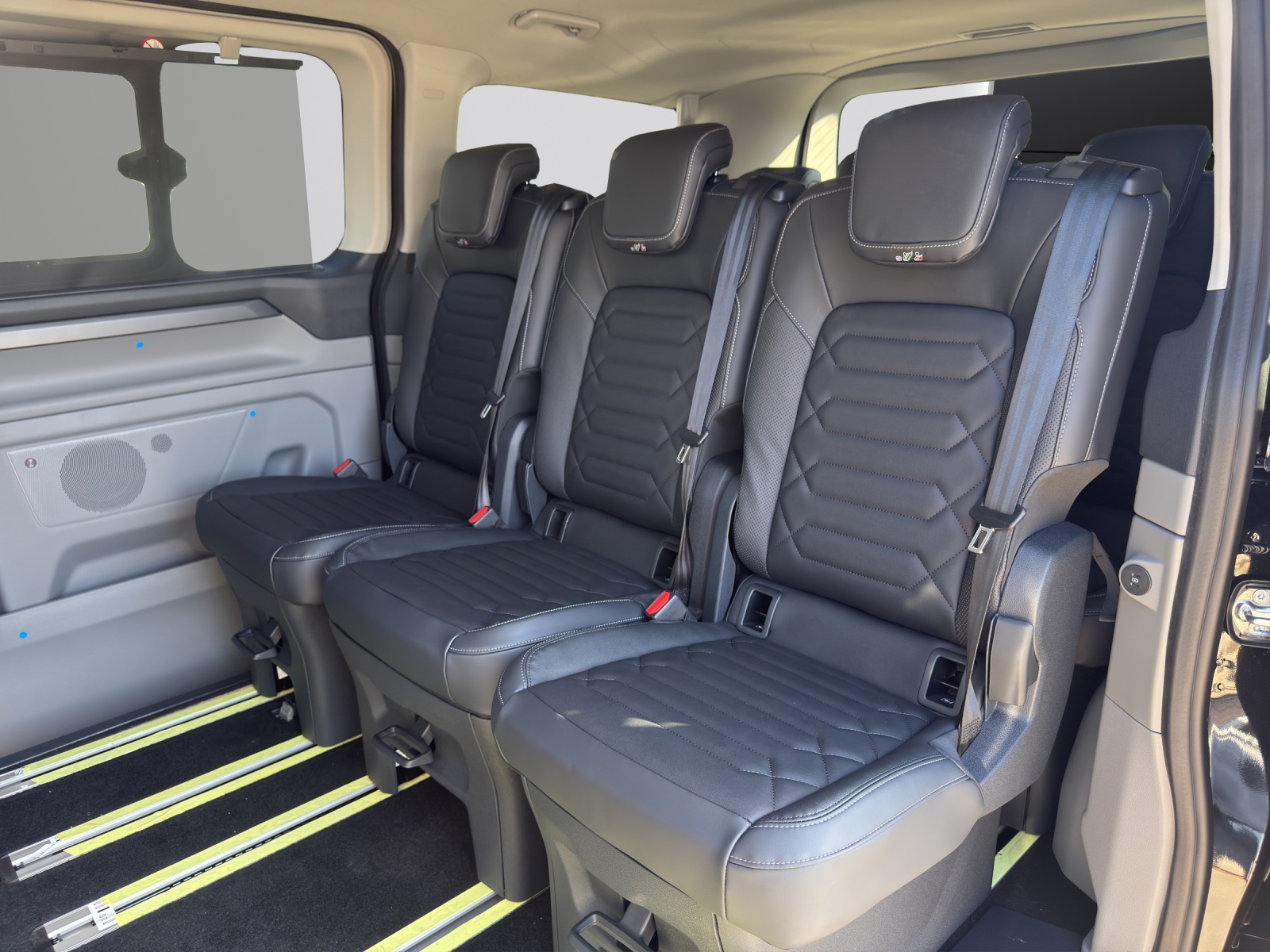 Image FORD TOURNEO-CUSTOM Tourneo Bus 320 L1H1 TitaniumX Automat 4x4