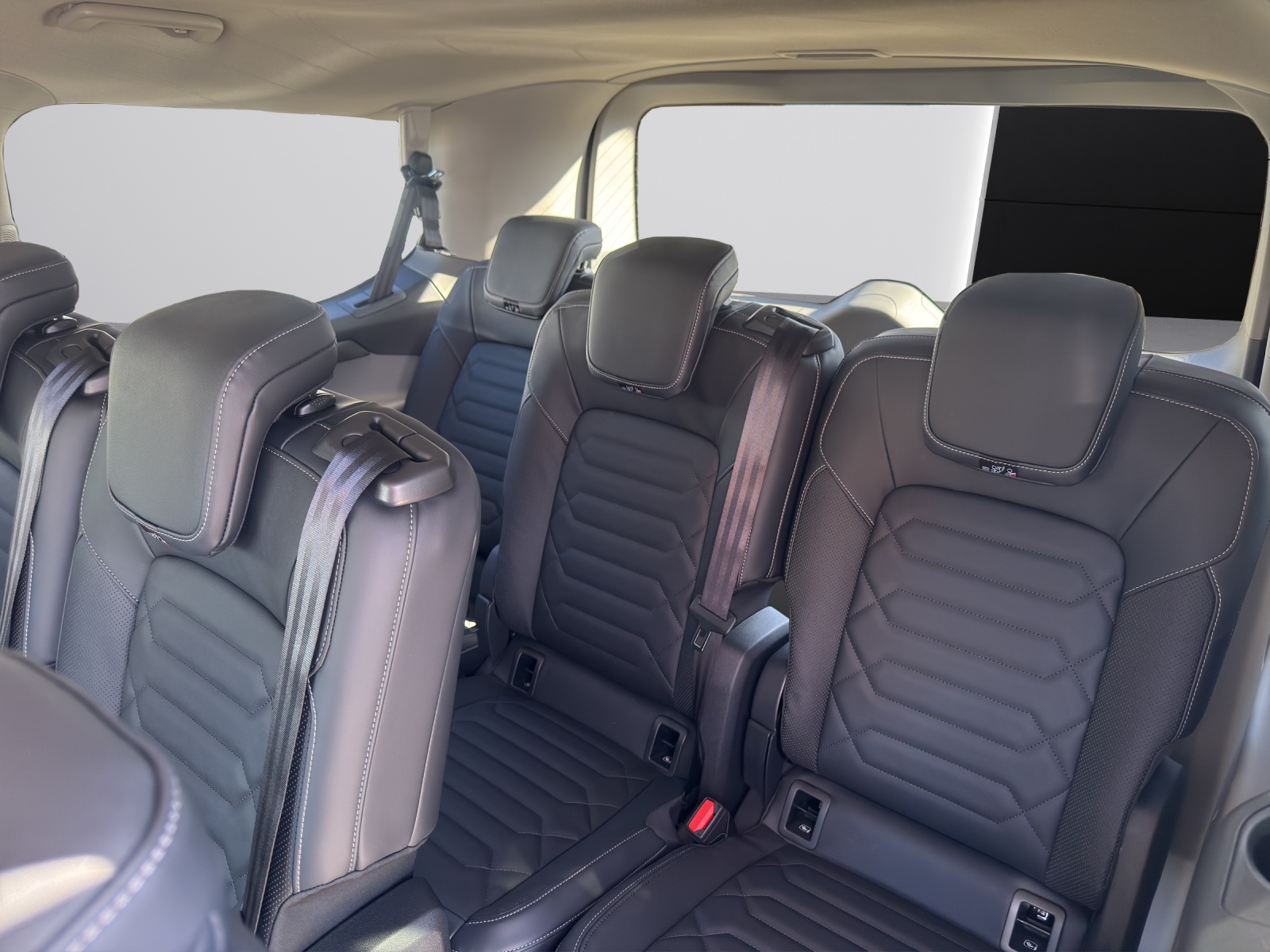 Image FORD TOURNEO-CUSTOM Tourneo Bus 320 L1H1 TitaniumX Automat 4x4