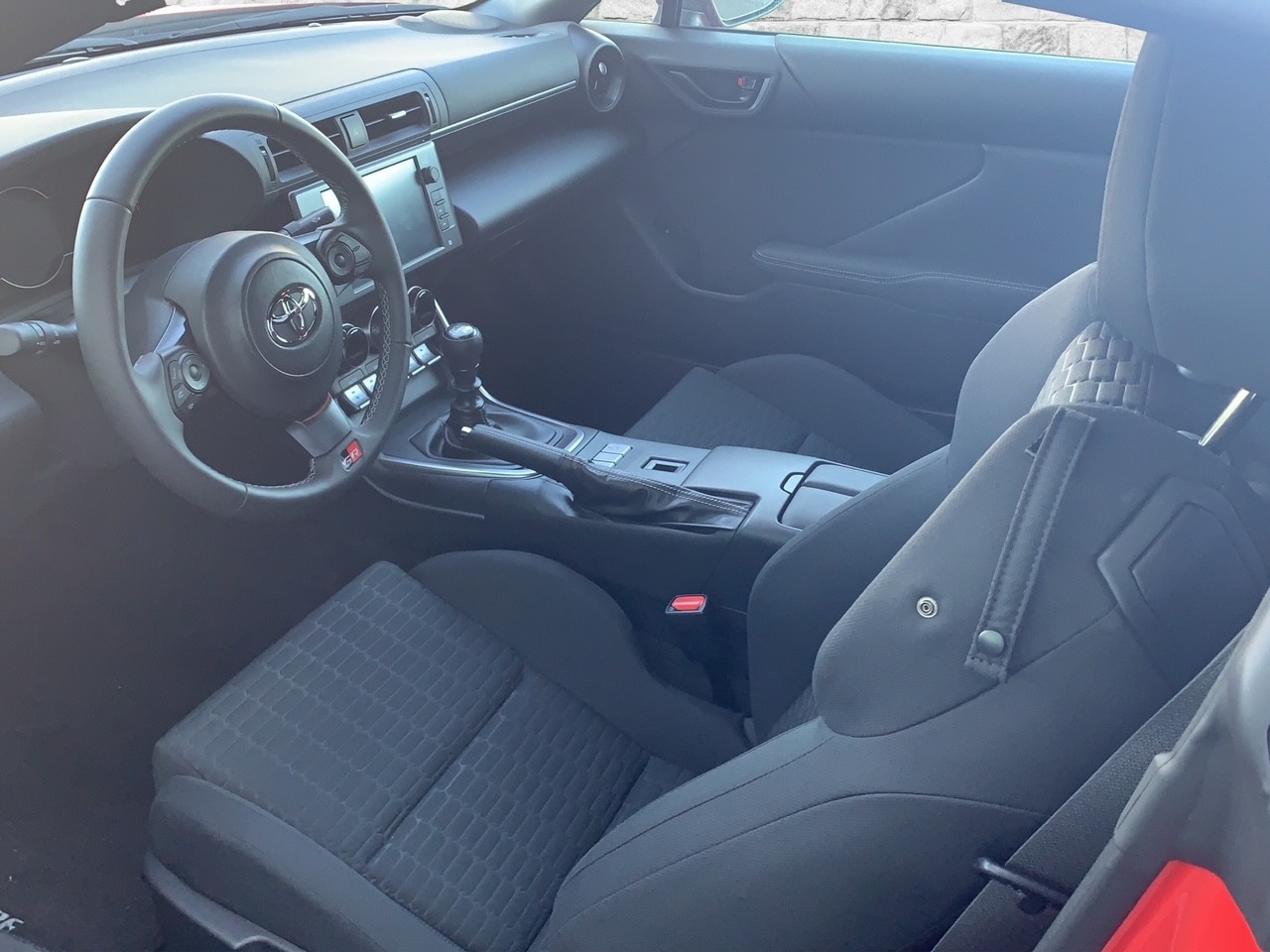 TOYOTA GR 86 2.4 Sport-image-6