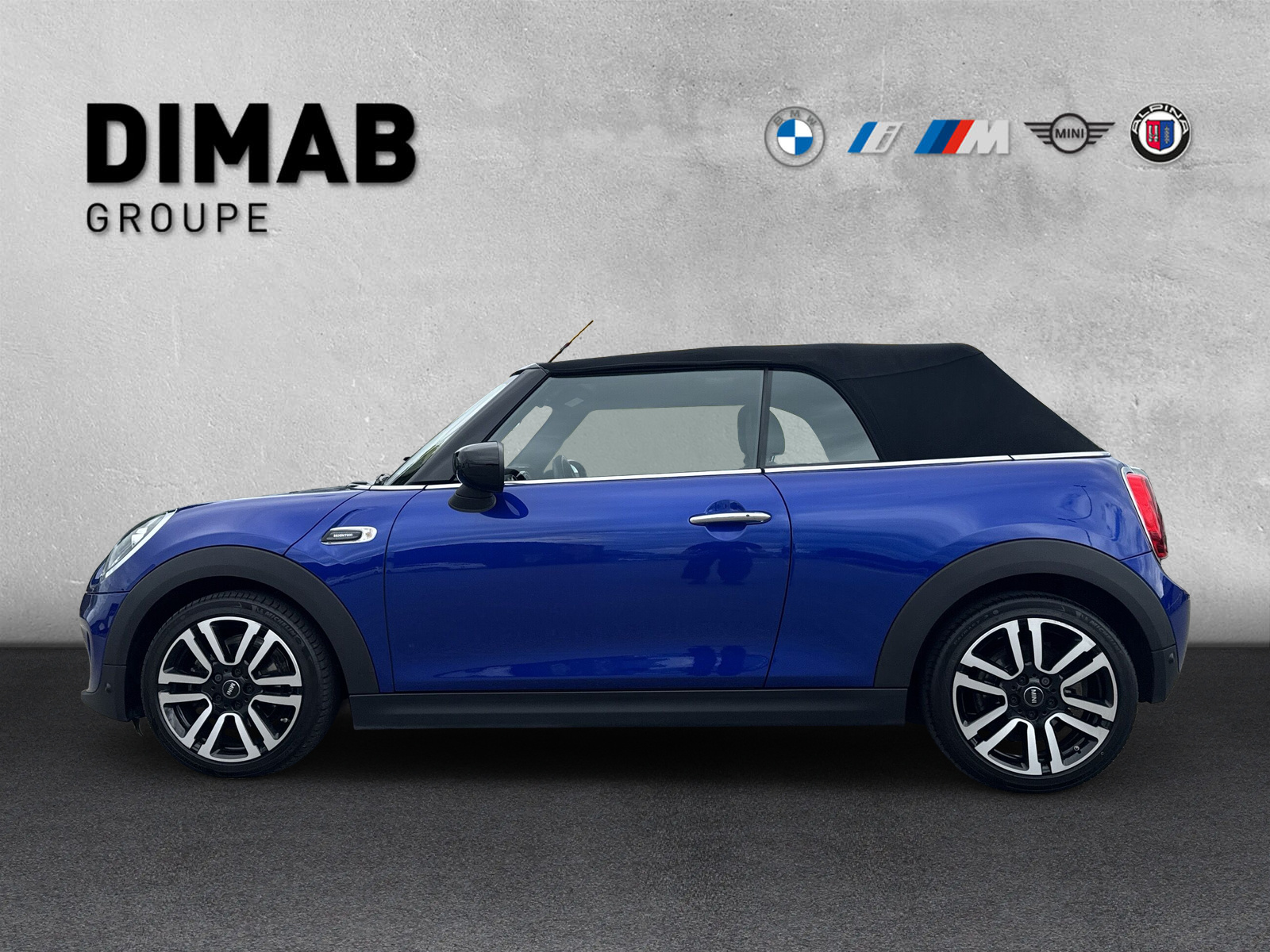 MINI Cooper Cabriolet DKG-showroom-element-1
