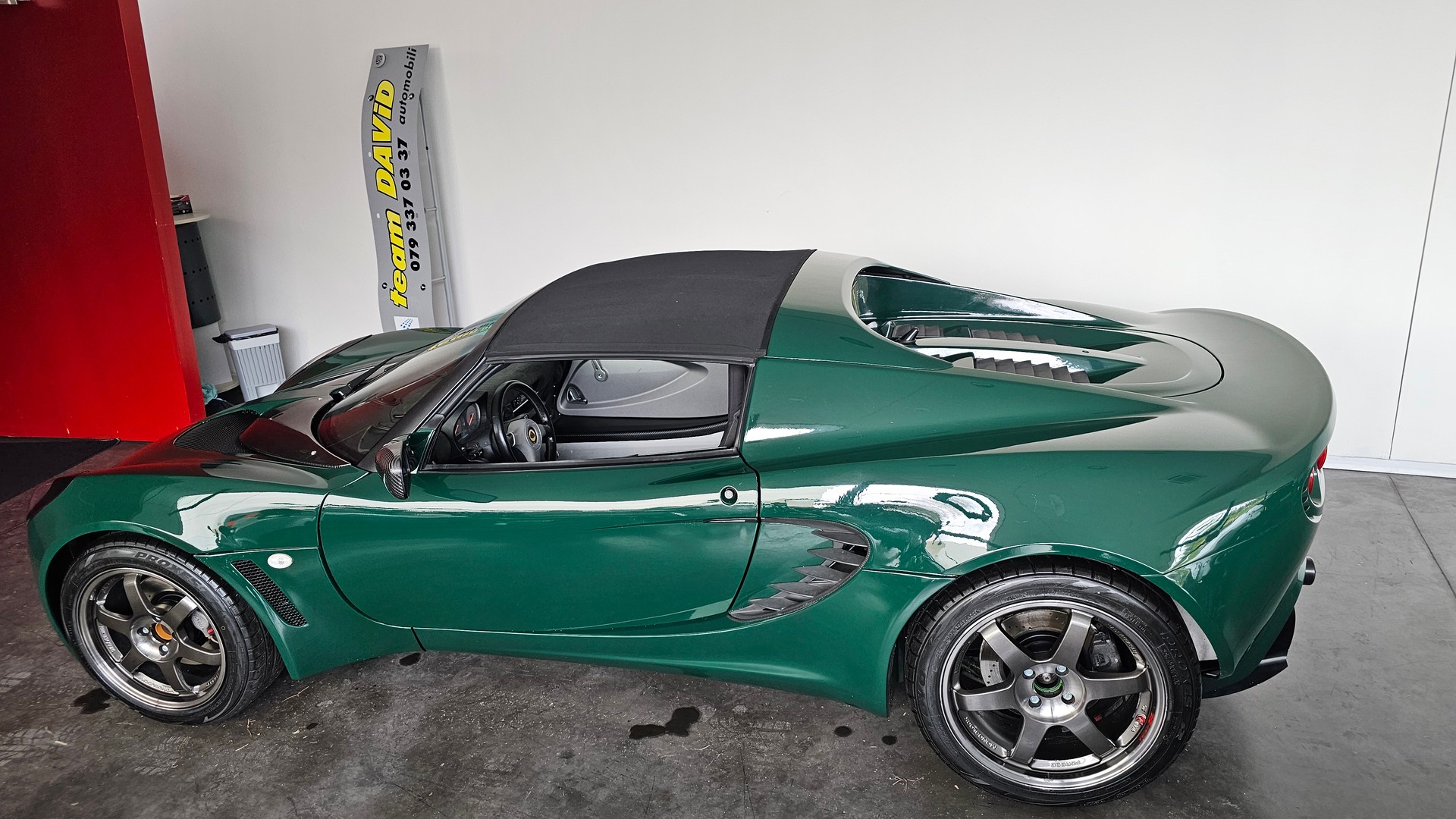 LOTUS 111 S-image-1