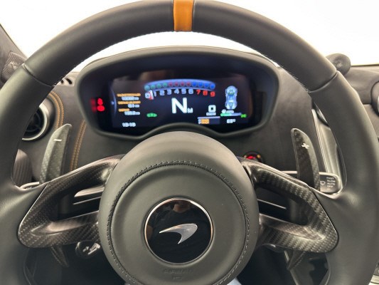 McLAREN 600LT Coupé 3.8 V8-image-9