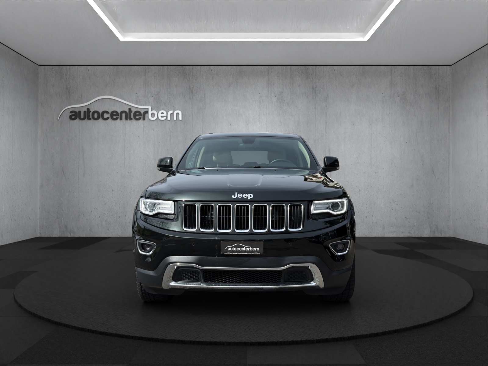 JEEP Grand Cherokee 3.0 CRD Limited Automatic-showroom-element-1