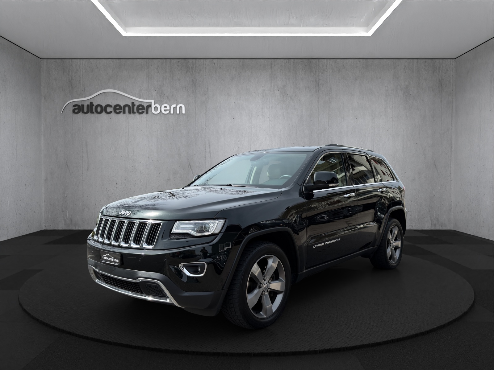 JEEP Grand Cherokee 3.0 CRD Limited Automatic-showroom-element-2