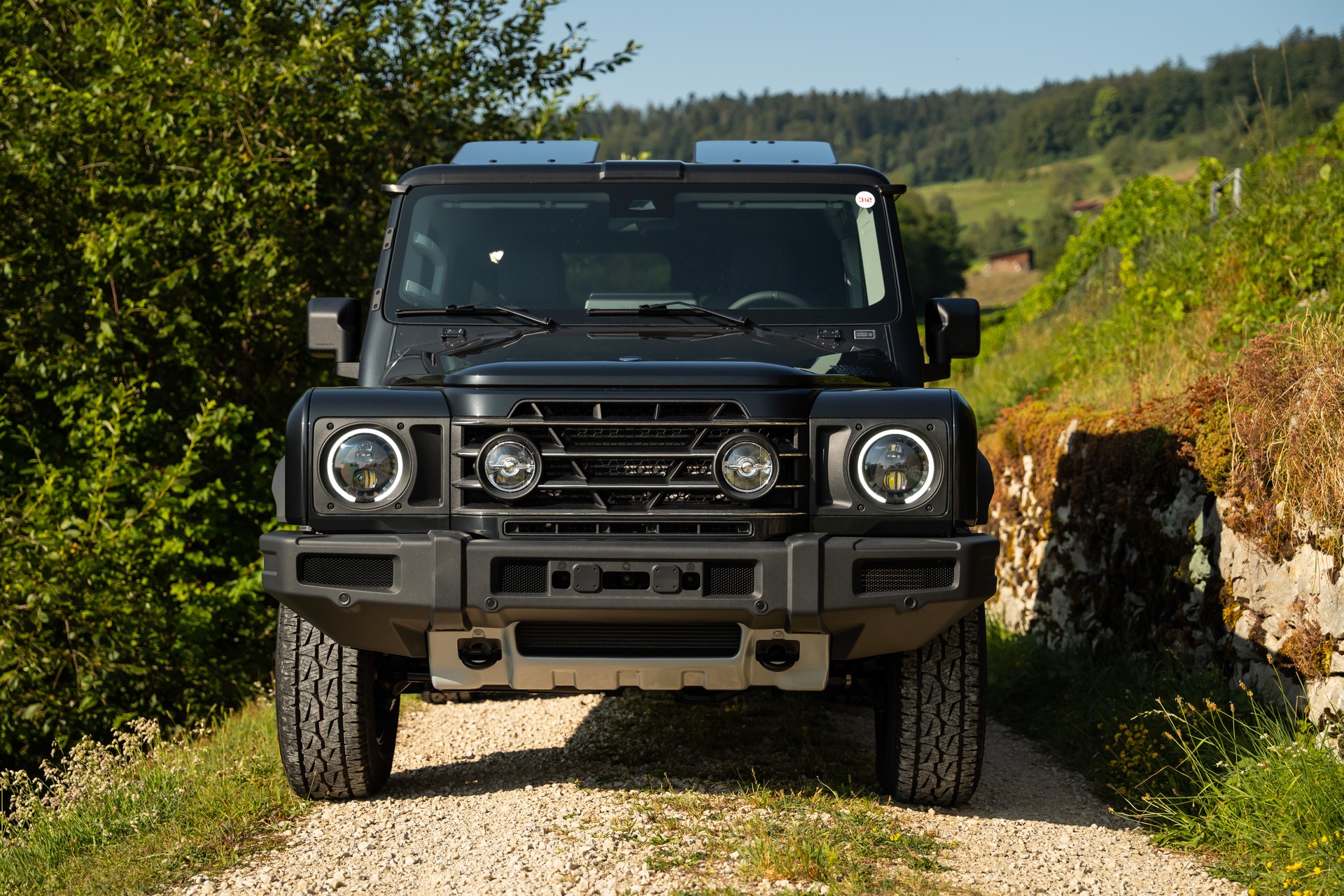 INEOS Grenadier 3.0D Fieldmaster Edition-showroom-element-1