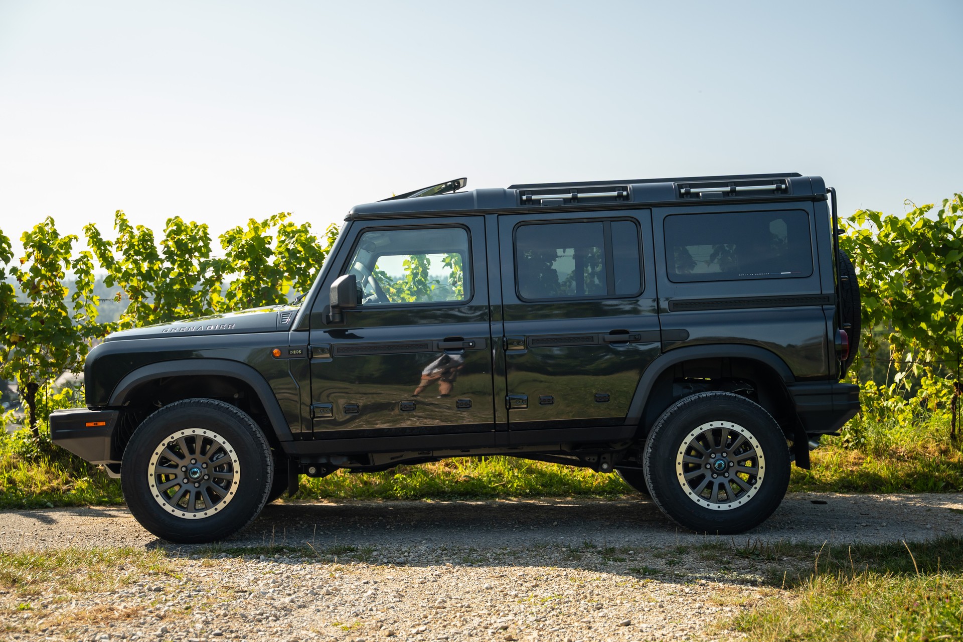 INEOS Grenadier 3.0D Fieldmaster Edition-showroom-element-2