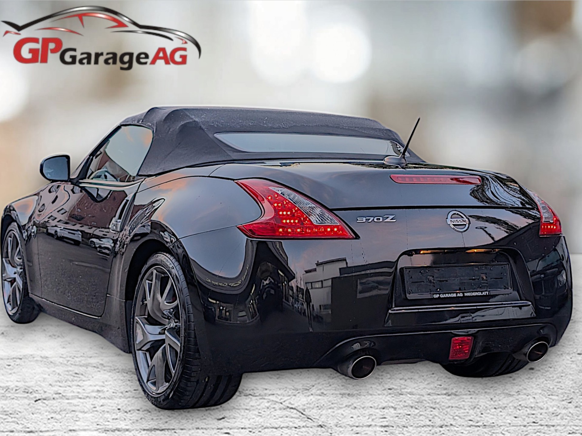 NISSAN 370 Z Roadster Pack Automatic-showroom-element-2